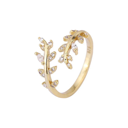 Gilded Grace – Adjustable Open Crossover Ring Golden